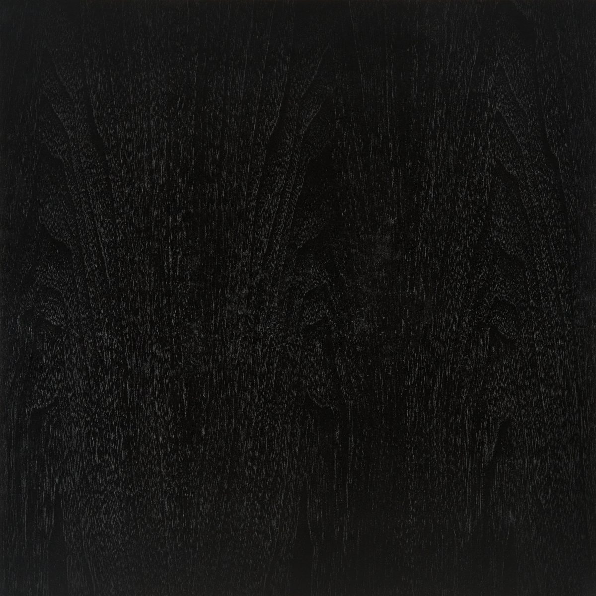 WL32 Ebony on Walnut (W1)